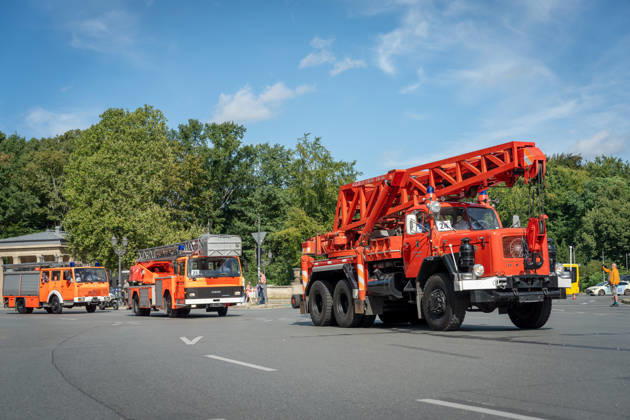 Fahrzeugkorso, 175-jähriges Jubiläum, Berliner Feuerwehr Berlin, Fahrzeugkorso der Berliner Feuerwehr, 175-jähriges Jubiläum, Großer Stern, Notruf 112 Berlin Berlin GER