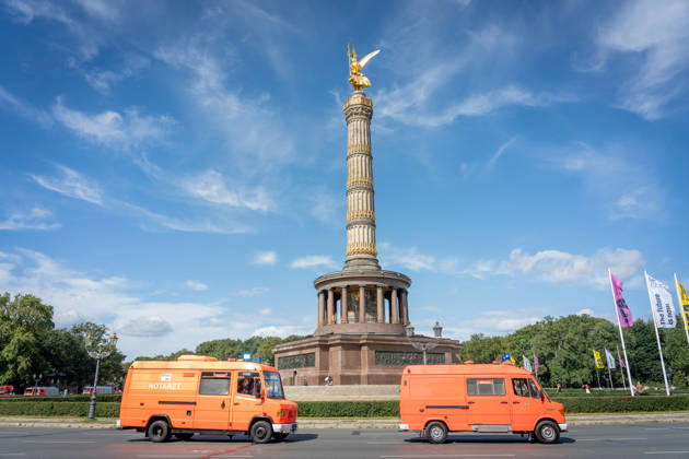Fahrzeugkorso, 175-jähriges Jubiläum, Berliner Feuerwehr Berlin, Fahrzeugkorso der Berliner Feuerwehr, 175-jähriges Jubiläum, Großer Stern, Notruf 112 Berlin Berlin GER