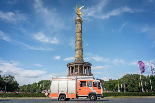 Fahrzeugkorso, 175-jähriges Jubiläum, Berliner Feuerwehr Berlin, Fahrzeugkorso der Berliner Feuerwehr, 175-jähriges Jubiläum, Großer Stern, Notruf 112 Berlin Berlin GER