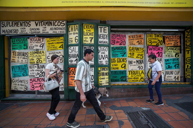 Daily life continues in Caracas amid landmark US-Venezuela Oil Agreement CARACAS, VENEZUELA - AUGUST 29: A view of daily life as US President Trump and Venezuelan interim President Rodriguez announced an agreement that would grant the United States majority control over 17 oil fields and more than 65 billion barrels of Venezuela s proven oil reserves, in Caracas, Venezuela on August 29, 2026. The 65 billion barrels represent approximately 21.5% of Venezuela s total proven reserves, estimated at 303 billion barrels by the US Energy Information Administration (EIA). The landmark deal sparked widespread economic expectations among citizens hoping the measures will translate into tangible benefits for the local population. Diko Betancourt Ana  Copyright: x2026xAnadoluxDikoxBetancourtx