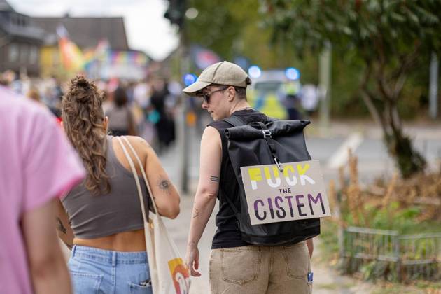 Neukirchen-Vluyn: 5. CSD Neuqueerchen-Vluyn ** NUR FÜR REDAKTIONELLE ZWECKE ** EDITORIAL USE ONLY **<p>Demoteilnehmer am Samstag, 29. August 2026 beim 5. CSD unter dem Motto Neuqueerchen-Vluyn in Neukirchen-Vluyn. Neukirchen-Vluyn Copyright: KarlxBanski