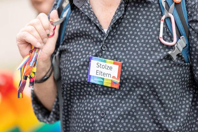 Neukirchen-Vluyn: 5. CSD Neuqueerchen-Vluyn ** NUR FÜR REDAKTIONELLE ZWECKE ** EDITORIAL USE ONLY **<p>Demoteilnehmer am Samstag, 29. August 2026 beim 5. CSD unter dem Motto Neuqueerchen-Vluyn in Neukirchen-Vluyn. Neukirchen-Vluyn Copyright: KarlxBanski