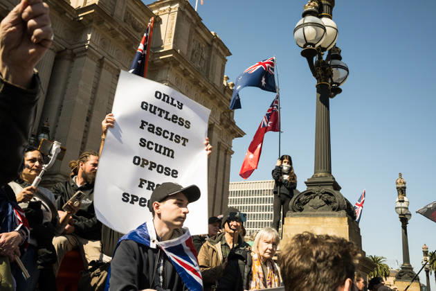 ANTI IMMIGRATION RALLY, Anti immigration protestors converged on the steps of Parliament house during a far right March for Australia anti-immigration rally in Melbourne, Sunday, August 30, 2026. ( NO ARCHIVING MELBOURNE VICTORIA AUSTRALIA  Copyright: xCHRISTOPHERxHOPKINSx 20260830127018528291