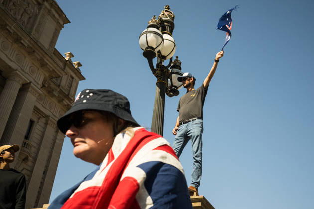 ANTI IMMIGRATION RALLY, Anti immigration protestors converged on the steps of Parliament house during a far right March for Australia anti-immigration rally in Melbourne, Sunday, August 30, 2026. ( NO ARCHIVING MELBOURNE VICTORIA AUSTRALIA  Copyright: xCHRISTOPHERxHOPKINSx 20260830197672519422