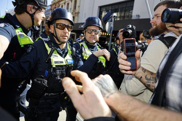 August 30, 2026, Melbourne, Victoria State, Australia: Victoria Police officers push a far-right activist during the rally..Hundreds of supporters of the far-right group March for Australia marched through MelbourneÃ¢â‚¬â ¢s CBD as part of a demonstration focused on freedom of speech and political expression, while counter-protesters gathered separately to oppose the march and its political messages. March for Australia organisers called for the repeal of laws they say restrict political communication, an end to government censorship and constitutional protection for freedom of speech. Melbourne Australia - ZUMAs197 20260830_aaa_s197_055 Copyright: xYexMyoxKhantx