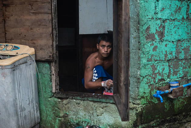 August 30, 2026, Quezon City, Quezon, Philippines: On August 29, 2026, heavy monsoon rains caused the La Mesa Dam and the Tullahan river to overflow, flooding nearby low lying areas with water that reached up to over three-storeys. Local government units and barangay volunteers aided the residents as they evacuated to the North Fairview High School where they are accommodated by volunteers and members of the Sangguniang Kabataan. Quezon City Philippines - ZUMAy102 20260830_zip_y102_001 Copyright: xKenosisxYapx