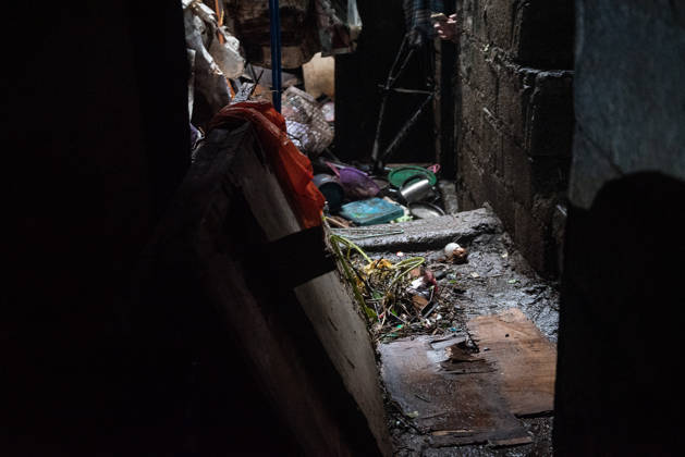 August 30, 2026, Quezon City, Quezon, Philippines: On August 29, 2026, heavy monsoon rains caused the La Mesa Dam and the Tullahan river to overflow, flooding nearby low lying areas with water that reached up to over three-storeys. Local government units and barangay volunteers aided the residents as they evacuated to the North Fairview High School where they are accommodated by volunteers and members of the Sangguniang Kabataan. Quezon City Philippines - ZUMAy102 20260830_zip_y102_010 Copyright: xKenosisxYapx