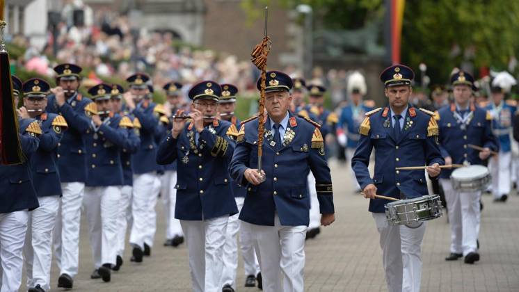 Bürgerschützenfest in Neuss ** NUR FÜR REDAKTIONELLE ZWECKE ** EDITORIAL USE ONLY **<p>Schützen und Gäste genießen am Sonntag, den 30.08.2026, das Bürgerschützenfest in Neuss. Deutschland NRW Neuss Copyright: OleksandrxVoskresenskyi