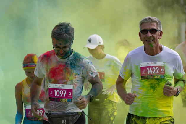 August 30, 2026, Jurmala, Latvija: People take part in the Color Run in Jurmala, Latvia, Aug. 30, 2026. The 5 km race was held in Jurmala. Jurmala Latvija  - ZUMAp305 20260830_zip_p305_013 Copyright: xEdijsxPalensx