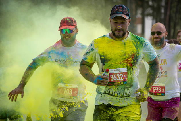 August 30, 2026, Jurmala, Latvija: People take part in the Color Run in Jurmala, Latvia, Aug. 30, 2026. The 5 km race was held in Jurmala. Jurmala Latvija - ZUMAp305 20260830_zip_p305_021 Copyright: xEdijsxPalensx
