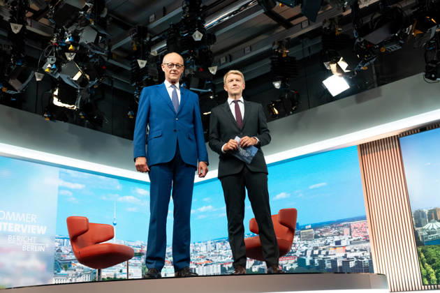 ARD-Sommerinterview, Bundeskanzler, Friedrich Merz Berlin, ARD-Sommerinterview, Bundeskanzler, Friedrich Merz, CDU, Moderator, Markus Preiß, ARD-Hauptstadtstudio Berlin Berlin GER