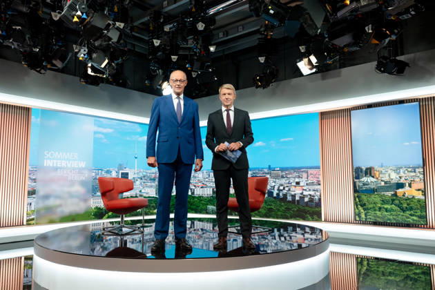 ARD-Sommerinterview, Bundeskanzler, Friedrich Merz Berlin, ARD-Sommerinterview, Bundeskanzler, Friedrich Merz, CDU, Moderator, Markus Preiß, ARD-Hauptstadtstudio Berlin Berlin GER