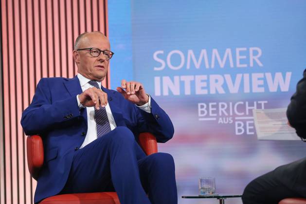 Berlin, Deutschland, 30.08.2026: ARD-Hauptstadtstudio: Sommerinterview: Bundeskanzler Friedrich Merz (CDU) im Studio Copyright: xdtsxNachrichtenagenturx dts_131808