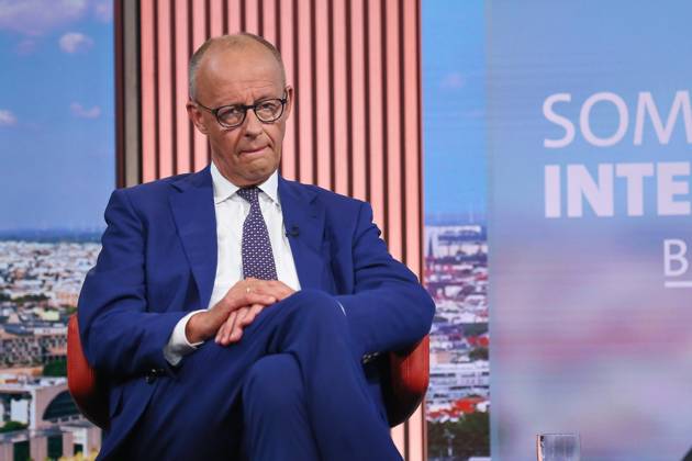 Berlin, Deutschland, 30.08.2026: ARD-Hauptstadtstudio: Sommerinterview: Bundeskanzler Friedrich Merz (CDU) kommt zum Interview Copyright: xdtsxNachrichtenagenturx dts_131770