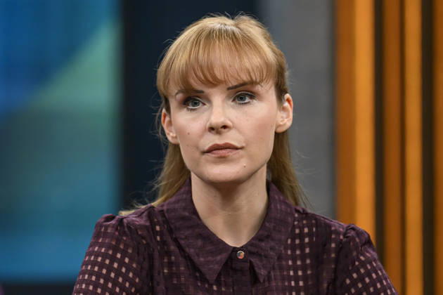 im Bild v.l.: Hanna Notte, Sicherheits- und Russland-Expertin, Direktorin des Eurasien- Programms am James Martin Center for Nonproliferation Studies (CNS), GER, Berlin, Studio, zu Gast bei - Caren Miosga, Polittalk, TV, Format, Aufzeichnung, aufgezeichnet, Das Erste, aus Adlershof - am Studio 20, Thema: Russlands hybrider Krieg - wie groß ist die Gefahr für Deutschland?, 30.08.2026, Copyright: HMBxMedia UwexKoch
