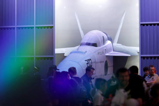 Der teilweise Nachbau eines Kampfjets am Stand von Ace Combat 8: Wings of Theve auf der weltgrößten Computerspielmesse Gamescom 26 in der Koelnmesse. (Themenbild, Symbolbild) Köln, 30.08.2026 NRW Deutschland Copyright: xChristophxHardtx