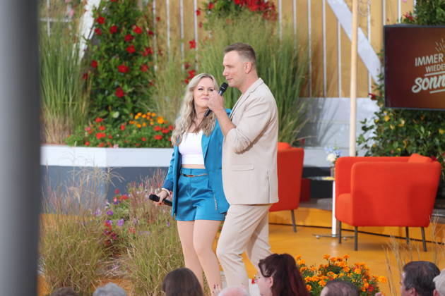 Zwei wie Eins in der ARD TV-Show Immer wieder sonntags im Europa-Park. Rust, 30.08.2026 Copyright: xAgenturxMatthiasxWehnertx xM.xGränzdörferx