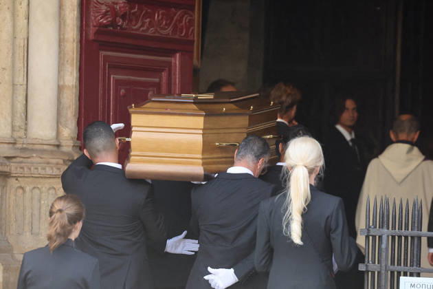 The Coffin Arrives at the Funeral of Nicolas Altmayer at theChurch of Saint-Germain-des-Prés in Paris on August 31, 2026 Dominique Jacovides Cyril Moreau Bestimage Arrival at the funeral of Nicolas Altmayer at the Church of Saint-Germain-des-Prés in Paris on August 31, 2026 Paris, France  Copyright: xJACOVIDES-MOREAUx xBESTIMAGExJACOVIDES-MOREAUx xBESTIMAGEx