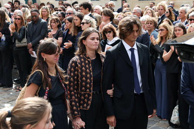 The children of Roxane, Alice, and Felix Altmayer Leaving Nicolas Altmayer’s funeral at the Church of Saint Germain des Prés in Paris on August 31, 2026 Dominique Jacovides Cyril Moreau Bestimage Leaving Nicolas Altmayer’s funeral at the Church of Saint Germain des Prés in Paris on August 31, 2026 Paris, France  Copyright: xJACOVIDES-MOREAUx xBESTIMAGExJACOVIDES-MOREAUx xBESTIMAGEx