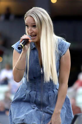 Julia Buchner live beim Sommer-Open Air 2026 im Tennisstadion. Kitzbühel, 29.08.2026