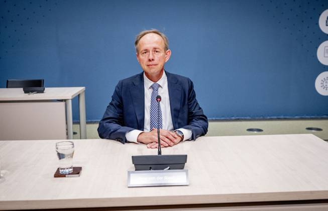 THE HAGUE Kees van der Staaij during the public hearings of the parliamentary inquiry committee into the coronavirus policy. During the coronavirus period, he was a Member of Parliament and party leader for the SGP. ROBIN UTRECHT ANP netherlands out - belgium out Copyright: xx x566679881x originalFilename: 566679881