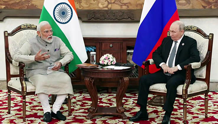 RECORD DATE NOT STATED Bilateral Talks Between PM Modi & President Vladimir Putin Bishkek Kyrgyzstan , Aug 31 (ANI): Prime Minister Narendra Modi and Russian President Vladimir Putin hold bilateral talks on the sidelines of the Shanghai Cooperation Organization (SCO) summit, in Bishkek on Monday. (DD ANI Video Grab) Bishkek Kyrgyzstan Copyright: xANIx ANI_20260831426