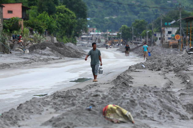 After The Flood: Trishuli™s Mud, Loss And Recovery A general view of the flood-affected Baireni area in Dhading district, Nepal, on August 31, 2026, after a glacial outburst along the Tibet-Nepal border triggered flooding that caused widespread damage across central Nepal. Nuwakot Bagmati Nepal  Copyright: xSubaasxShresthax originalFilename: shrestha-afterthe260831_npLp3.jpg