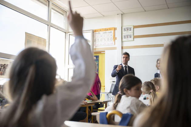 Gabriel Attal Visits a Primary School for The Start of School - Paris General Secretary of French centrist party Renaissance and upcoming presidential election candidate Gabriel Attal visits Jean de La Fontaine Elementary School at the start of the school year in Issy-les-Moulineaux, near Paris, France on September 1, 2026. Photo by Eliot Blondet ABACAPRESS.COM Paris France France  Copyright: xBlondetxEliot ABACAx