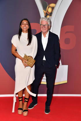 Valentina Maceri und Marcel Reif bei derVerleihung des SPORT BILD, Europas größte Sportzeitschrift, zum bereits 24. Mal in neun Kategorien den SPORT BILD-Award. Mit der Preisverleihung in der Hamburger Fischauktionshallerleihung