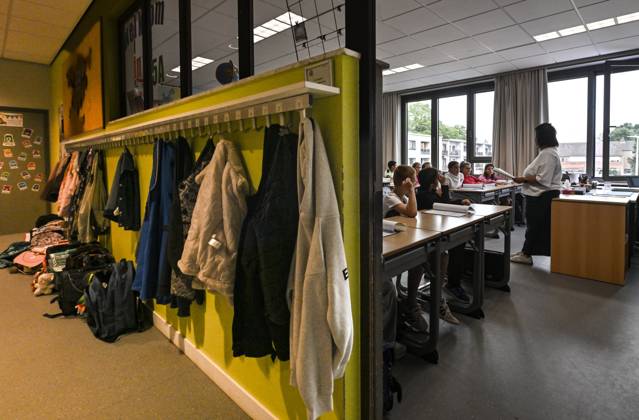 Back To School TESSENDERLO, BELGIUM - SEPTEMBER 01: Visit to elementary schools in Tessenderlo-Ham to mark the start of the new school year&on September 01, 2026 in Tessenderlo, Belgium, 01 09 2026 Tessenderlo Belgium  Copyright: xBertxVanxDenxBrouckex
