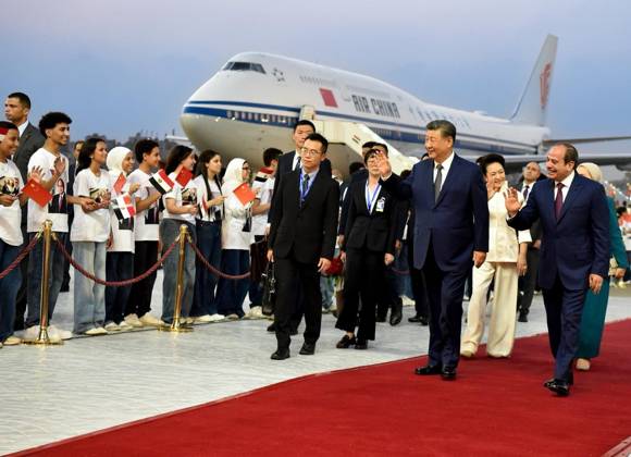 Chinese President Xi arrives in Egypt after 10 years CAIRO, EGYPT - SEPTEMBER 1: (----EDITORIAL USE ONLY - MANDATORY CREDIT - EGYPTIAN PRESIDENCY HANDOUT - NO MARKETING NO ADVERTISING CAMPAIGNS - DISTRIBUTED AS A SERVICE TO CLIENTS----) Egyptian President Abdel Fattah el-Sisi (R) welcomes his Chinese counterpart, President Xi Jinping (2nd R), at Cairo International Airport in Cairo, Egypt, on September 1, 2026. Xi Jinping arrives in Egypt for an official visit, his first visit to the country in 10 years. Egyptian Presidency Handout Anadolu Cairo Egypt. Editorial use only. Please get in touch for any other usage. Copyright: x2026xAnadoluxEgyptianxPresidencyx xHandoutx