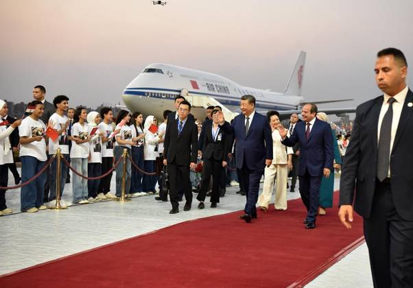 Chinese President Xi arrives in Egypt after 10 years CAIRO, EGYPT - SEPTEMBER 1: (----EDITORIAL USE ONLY - MANDATORY CREDIT - EGYPTIAN PRESIDENCY HANDOUT - NO MARKETING NO ADVERTISING CAMPAIGNS - DISTRIBUTED AS A SERVICE TO CLIENTS----) Egyptian President Abdel Fattah el-Sisi (2nd R) welcomes his Chinese counterpart, President Xi Jinping (3rd R), at Cairo International Airport in Cairo, Egypt, on September 1, 2026. Xi Jinping arrives in Egypt for an official visit, his first visit to the country in 10 years. Egyptian Presidency Handout Anadolu Cairo Egypt. Editorial use only. Please get in touch for any other usage. Copyright: x2026xAnadoluxEgyptianxPresidencyx xHandoutx