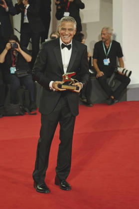 September 2, 2026, Venice, Italy, Italy: GEORGE CLOONEY on the opening red carpet at the 83rd Venice Film Festival after receiving the leone d oro award to his career Venice Italy - ZUMAg279 20260902_zip_g279_020 Copyright: xAlessandroxGalatolix