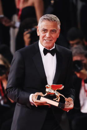IPA88047850 - Venice, 83rd Venice International Film Festival The red carpet at the opening ceremony and the presentation of the Golden Lion for Lifetime Achievement during the 83rd Venice International Film Festival at the Palazzo del Cinema. Pictured: George Clooney Copyright: xAlessandroxBremecx xx 88047850