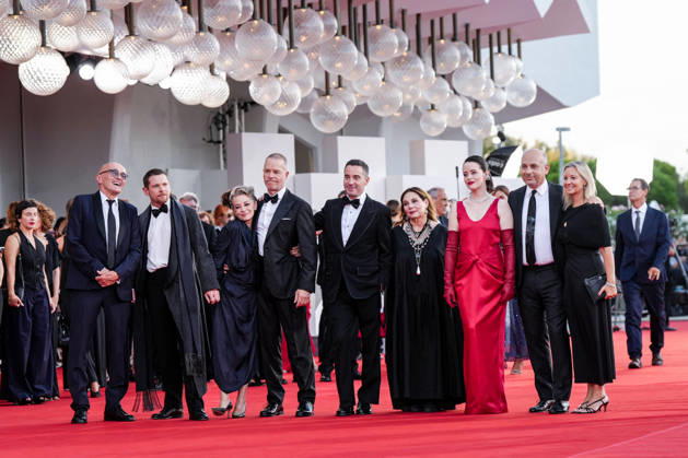 Danny Boyle, Jack O’Connell, Tracey Seaward, Guy Pearce, James Graham, Tessa Ross, Claire Foy, Michael Ellenberg, and a guest attending the screening of *Ink* and the opening ceremony of the 83rd Venice International Film Festival at the Sala Grande on September 2, 2026, in Venice, Italy. Lucia Sabatelli, Venice, Italy Copyright: xLuciaxSabatellix xBestimagexLuciaxSabatellix xBestimagex