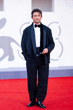 Jonathan Bailey at the opening ceremony and the screening of the film *Ink* during the 83rd Venice International Film Festival, the Mostra on September 2, 2026 Pierre Perusseau Bestimage Celebrities attending the *Ink* screening and the opening ceremony of the 83rd Venice International Film Festival at the Sala Grande on September 2, 2026, in Venice, Italy Venice, Italy  Copyright: xPierrexPerusseaux xBestimagexPierrexPerusseaux xBestimagex