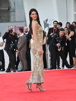 IPA88074172 - Venice, 83rd Venice International Film Festival 2026 - Night 2 - Red Carpet for the film *WILD HORSE NINE*. Pictured: Kendall Jenner Copyright: xSimonexComix xPoolxPhotoxEventsx08x 88074172