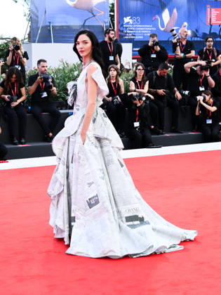 IPA88073756 - Venice, 83rd Venice International Film Festival 2026 - Night 2 - Red Carpet for the film *Wild Horse Nine*. Pictured: Mariacarla Boscono Copyright: xAlbertoxTerenghi PoolxPhotoxEvenx xPoolxPhotoxEventsx08x 88073756