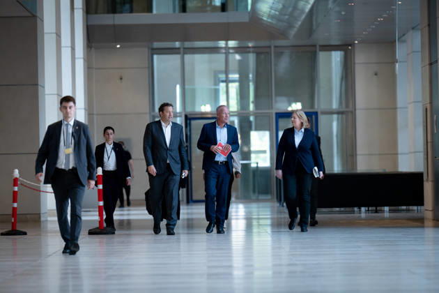 SPD, Bundestagsfraktion, Fraktionsklausur Berlin, Reichstagsgebäude, Fraktionsklausur, Sitzung, SPD, Bundestagsfraktion, Pressestatement, Fraktionsvorsitzender, Matthias Miersch, Vorsitzender, Lars Klingbeil, Vizekanzler, Bärbel Bas, Bundesministerin, Vorsitzende Berlin Berlin GER