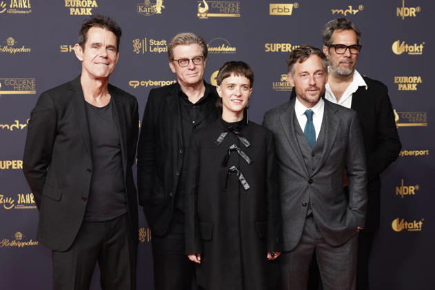 Tom Tykwer, Hendrik Handloegten, Liv Lisa Fries, Volker Bruch und Achim von Borries bei der 32. Verleihung der Goldenen Henne 2026 in der Leipziger Messe. Leipzig, 04.09.2026