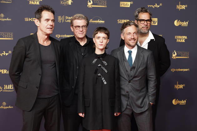 Tom Tykwer, Hendrik Handloegten, Liv Lisa Fries, Volker Bruch und Achim von Borries bei der 32. Verleihung der Goldenen Henne 2026 in der Leipziger Messe. Leipzig, 04.09.2026