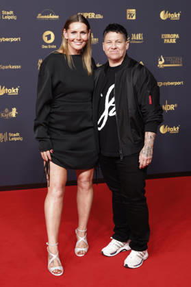 Kerstin Ott mit Ehefrau Karolina Köppen bei der 32. Verleihung der Goldenen Henne 2026 in der Leipziger Messe. Leipzig, 04.09.2026