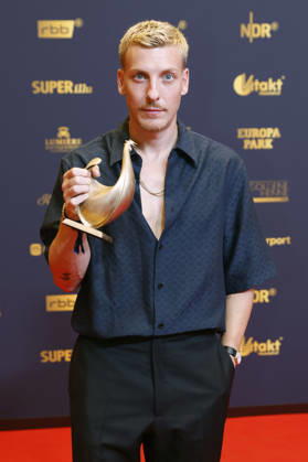 Felix Lobrecht bei der 32. Verleihung der Goldenen Henne 2026 in der Leipziger Messe. Leipzig, 04.09.2026