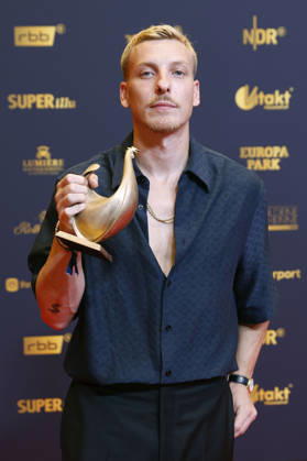 Felix Lobrecht bei der 32. Verleihung der Goldenen Henne 2026 in der Leipziger Messe. Leipzig, 04.09.2026