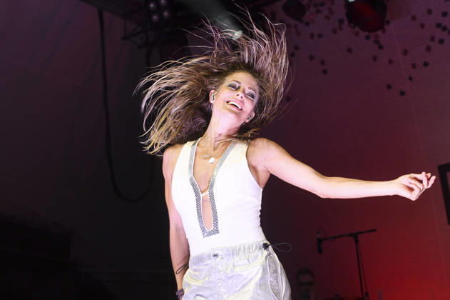 Sandy Mölling von den No Angels bei einem Konzert der TwentyFive Live -Jubiläumstour auf der Parkbühne. Hannover, 04.09.2026