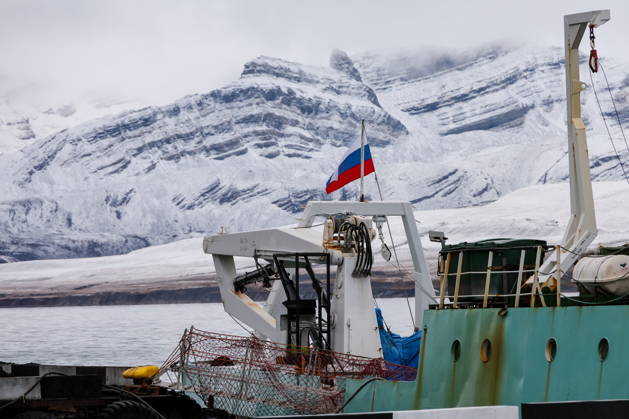 NORWAY - SEPTEMBER 5, 2026: The Professor Molchanov research vessel moored in Barentsburg on the Spitsbergen Archipelago Norway  - ZUMAt113 20260905_zaa_t113_167 Copyright: xSergeixMalgavkox