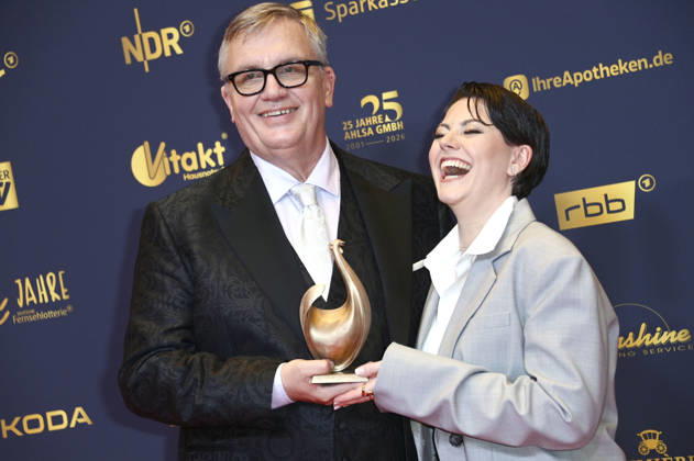 Hape Kerkeling und Tahnee Schaffarczyk bei der 32. Verleihung der Goldenen Henne 2026 in der Leipziger Messe. Leipzig, 04.09.2026