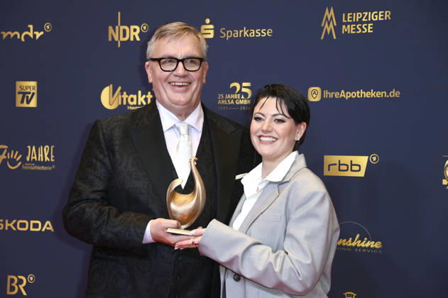 Hape Kerkeling und Tahnee Schaffarczyk bei der 32. Verleihung der Goldenen Henne 2026 in der Leipziger Messe. Leipzig, 04.09.2026
