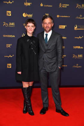 Liv Lisa Fries und Volker Bruch bei der Verleihung GOLDENE HENNE 2026 in der Leipziger Messe in Leipzig am 04.09.2026