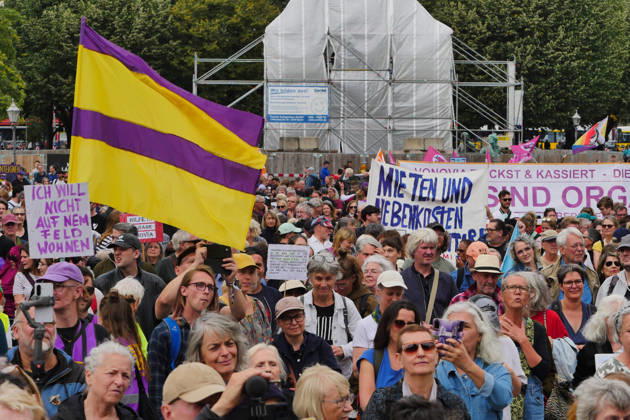 05.09.2026, Berlin - Deutschland. Demo gegen den Mietenwahnsinn vor dem Roten Rathaus.